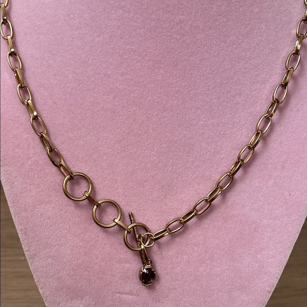 Elegant Gold Chain Necklace